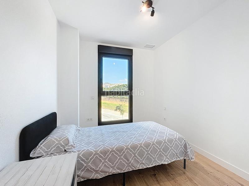 Foto 2992ef3f-99a1-43fb-8e35-cc0f8ce0bf50. Location appartement avec parking dans Martiricos - La Roca - La Rosaleda Málaga