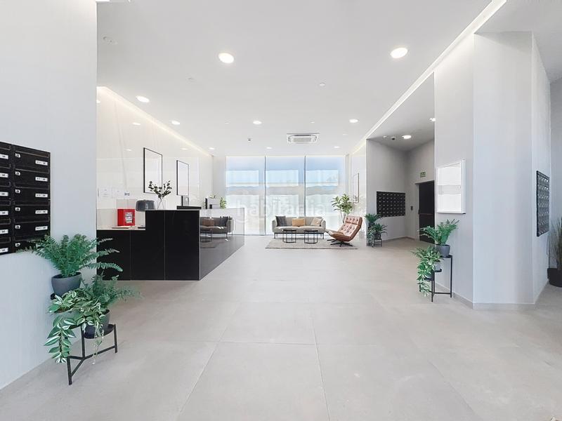 Foto 58c8e4ca-8cfb-4bcd-96ee-116c06a6430d. Location appartement avec parking dans Martiricos - La Roca - La Rosaleda Málaga