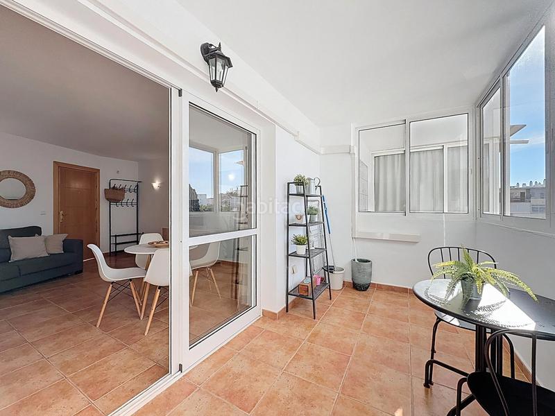 Foto 713cc0cd-fbea-4eb5-8d78-6c47718a1a8b. Affitto appartamento con parcheggio piscina in La Carihuela - Los Nidos Torremolinos