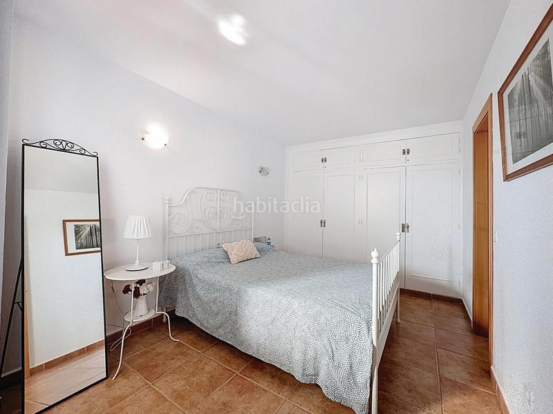 Foto 23af2c3f-aafd-40b1-9c1f-1e87ddff8aa9. Location appartement avec parking piscine dans La Carihuela - Los Nidos Torremolinos