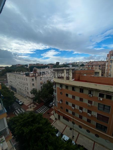 Foto f45c31f1-caad-4610-8b7f-cf2056b7fc98. Alquiler piso muy luminoso en zona Cristo de la Epidemia en Málaga
