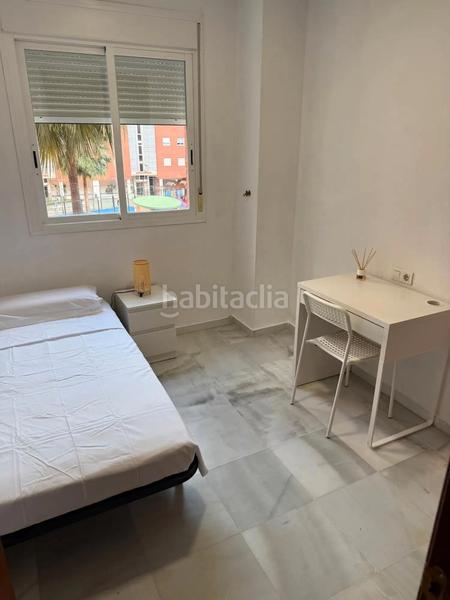 Foto 60829ba5-fc05-4e2d-95fc-a08af4b5be68. Location appartement avec parking piscine dans Martín Carpena - Torre del Río Málaga