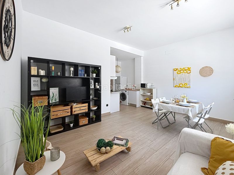 Foto a41ce578-f0ac-474f-86fe-ccf89af02f41. Pis a La Merced Málaga