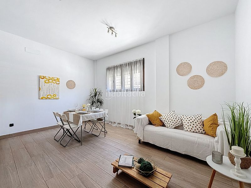 Foto cf36621d-1ad5-4b3b-a748-b277841084ae. Pis a La Merced Málaga