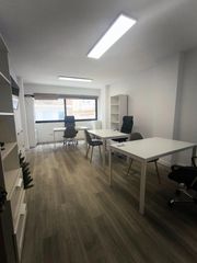 Location Bureau  Calle comedias. Trabaja donde tu dirección también hable bien de ti
