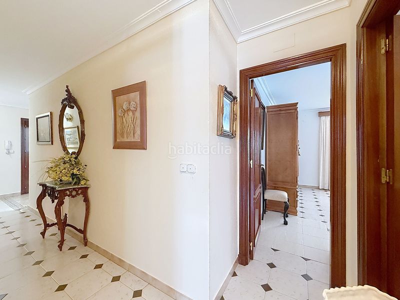 Foto 042476d2-e1b0-4f47-ad86-23dd5b6e7122. Pis a Pizarra