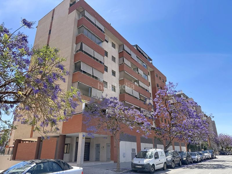 Foto 7e5d937f-eea5-4893-852b-37bfbd12a96b. Pis amb piscina a Martín Carpena - Torre del Río Málaga