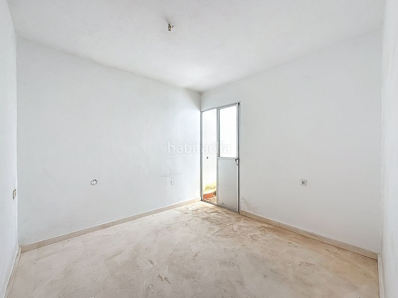 Foto 4555e7b9-0bab-48df-9f19-ba8f6b226e80. Casa amb xemeneia aparcament a Teba