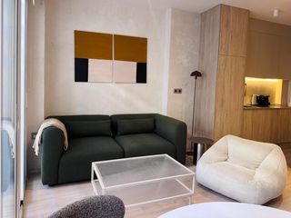 Miete Appartement  Calle san luis. Magnífica vivienda  en los tilos