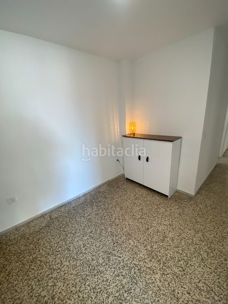 Foto eac8d44f-9261-432c-9532-fa175183760c. Alquiler piso  para estudiantes amplio y luminoso en Málaga