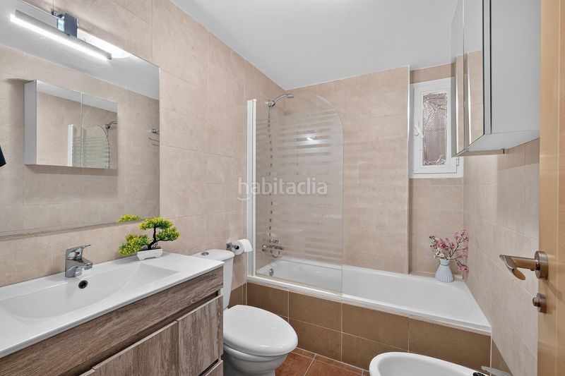 Foto dd7671d7-db67-42b2-9997-50d4450466e5. Pis a calle biznaga 26 a Centro Benalmádena