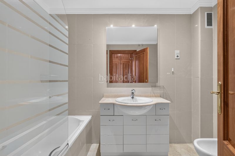 Foto 1efe399d-f94e-4ef0-84cc-a990417c0cf6. Flat with pool in Mijas golf Mijas