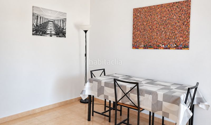 Foto 32b361a5-90df-43b7-80c0-39e6ef5cb294. Alquiler piso la vivienda perfecta en el área de huelin... ¡a menos de 5 minutos del paseo marítimo! en Málaga