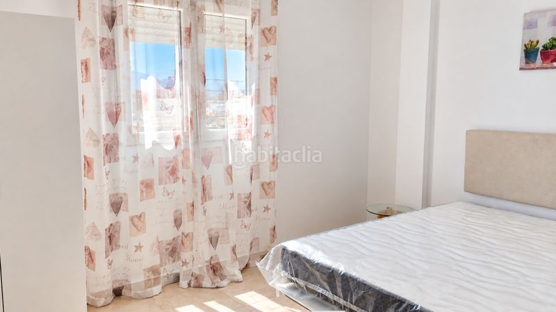 Foto f08c1dd9-01ff-4329-98e9-355cf01c6221. Alquiler piso la vivienda perfecta en el área de huelin... ¡a menos de 5 minutos del paseo marítimo! en Málaga