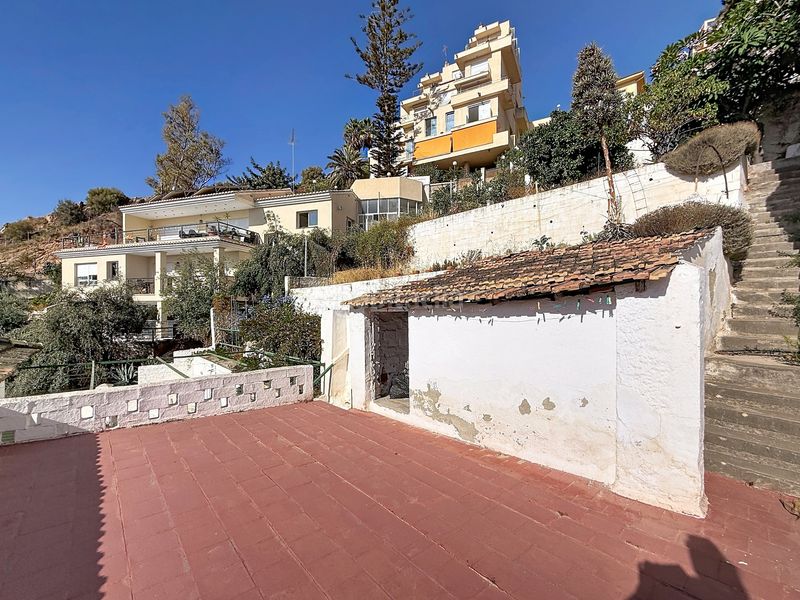 Foto c12eef67-19c7-4709-b7a6-b8a34a114383. Casa a Pedregalejo - Morlaco Málaga