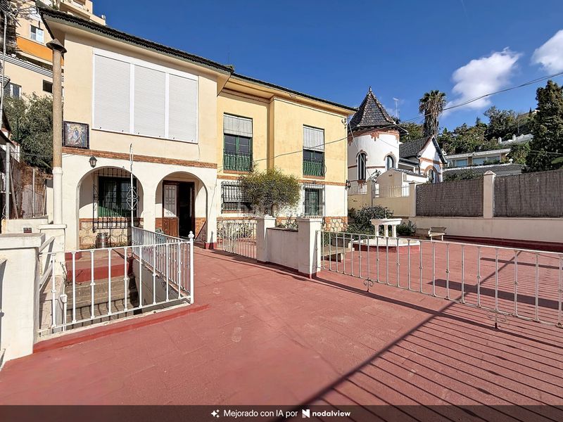 Foto e2aede83-f9ef-454a-8caf-9953427534f8. Casa a Pedregalejo - Morlaco Málaga