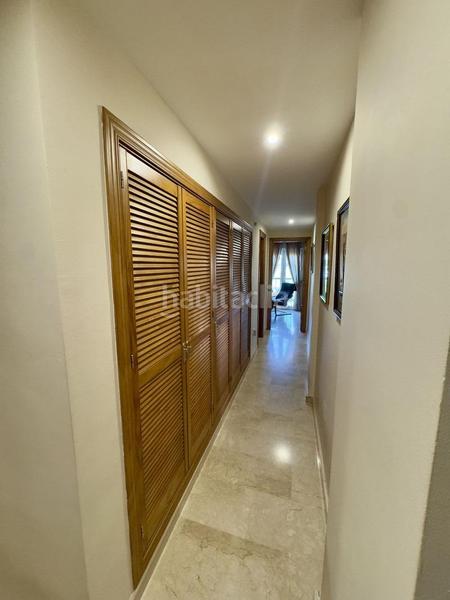 Foto f57f300b-3912-44a1-8580-5b42f1911fe5. Piso exclusivo apartamento a pie de playa en Los Álamos, en Torremolinos