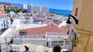 Piso en El Bajondillo. Vistas al mar en pleno corazón de torremolinos!
