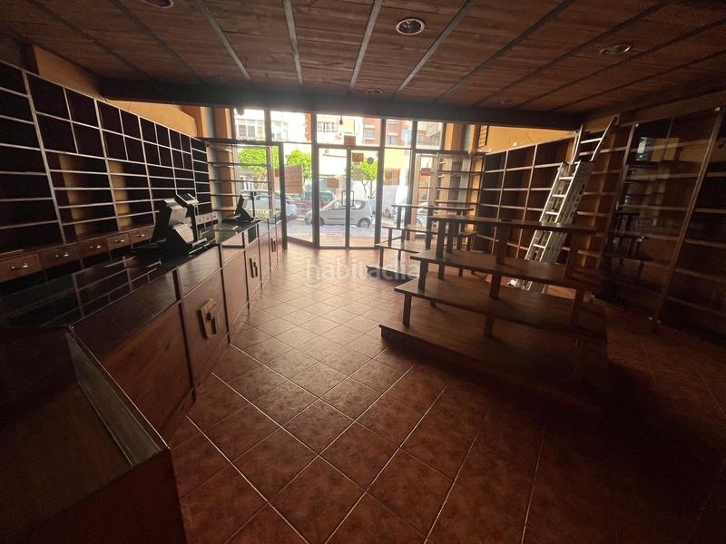 Foto b7962460-cecd-408d-b02e-c3e3630e3978. Alquiler local comercial  zona manantiales en Torremolinos