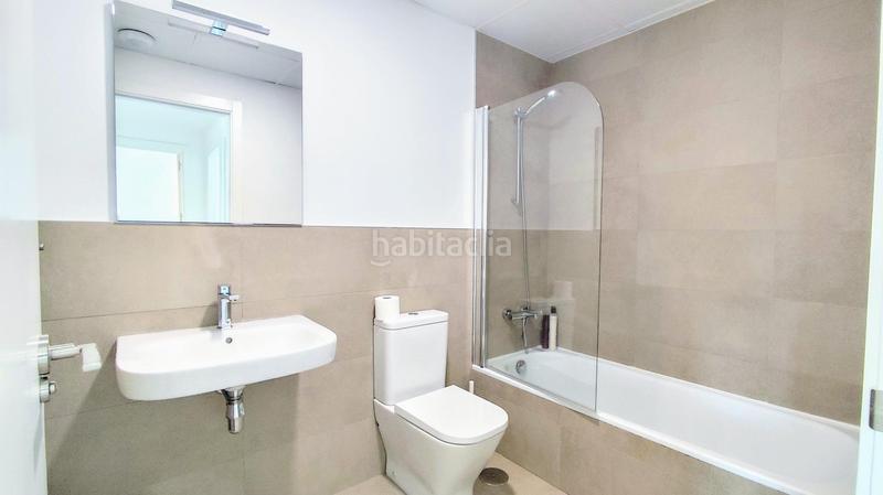 Foto 1349cc41-1423-483a-8385-cb5faf46c5c0. Piso vivienda a estrenar en Los Álamos! promoción recién entregada en Torremolinos
