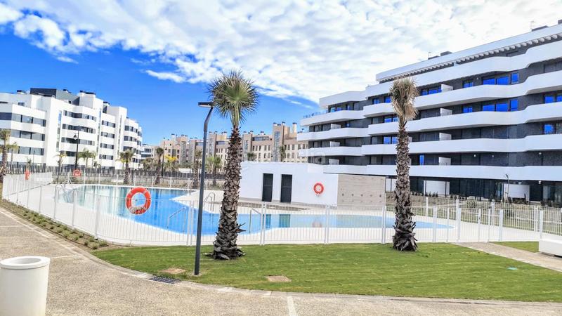 Foto 94d68df7-b1c9-4e39-a29a-2971e0f3b0d5. Piso vivienda a estrenar en Los Álamos! promoción recién entregada en Torremolinos