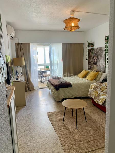 Foto c45b5790-e18a-47c5-883b-5de42bf78aef. Estudio espectacular estudio reformado con vistas al mar y la montaña en el corazón en Torremolinos