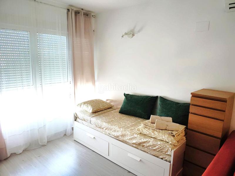 Foto 24f58792-de87-4618-a816-aa6155c354f8. Estudio  reformado a la venta en La Colina en Torremolinos