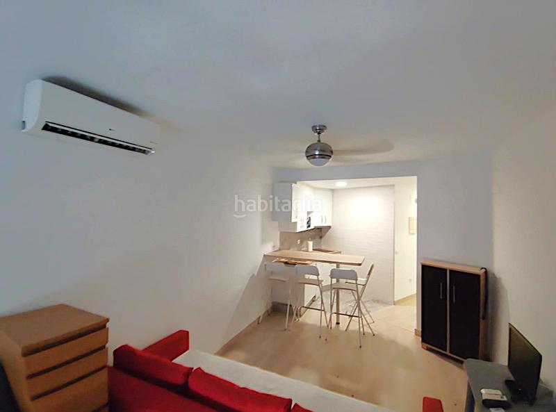 Foto 3096014f-7a42-47ba-a8b2-63073177f8da. Estudio  reformado a la venta en La Colina en Torremolinos