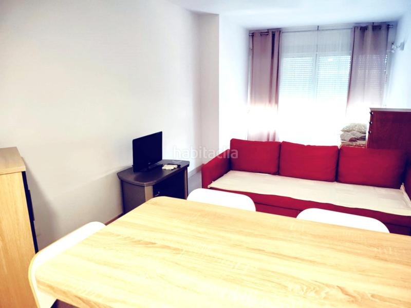 Foto 4d197c8b-058d-4861-9da7-a40d0f2f8573. Estudio  reformado a la venta en La Colina en Torremolinos