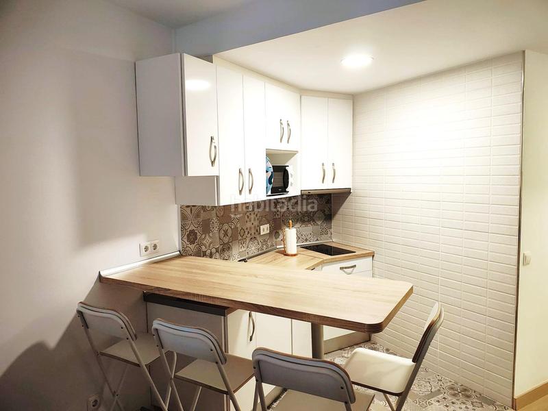 Foto 7bffe112-4117-41e1-8e7e-490ca42f1eb3. Estudio  reformado a la venta en La Colina en Torremolinos