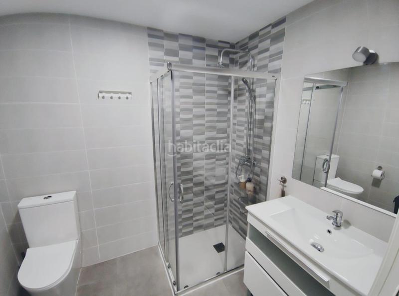 Foto 88d9c855-0b35-4478-8027-72dfee4be1a8. Estudio  reformado a la venta en La Colina en Torremolinos