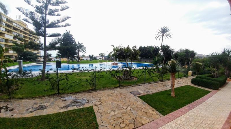 Foto d0148991-77e1-4ada-9384-e3fe8594650d. Estudio  reformado a la venta en La Colina en Torremolinos