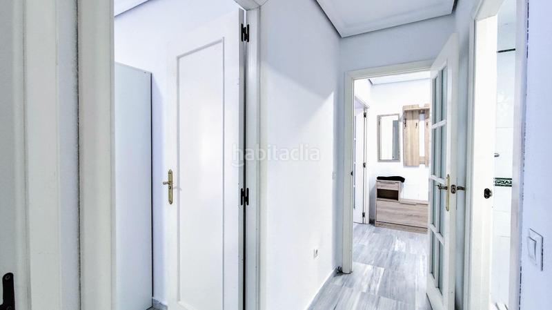 Foto 023e60bf-c9c2-4171-b175-08e2d7de527d. Piso oportunidad en el corazón ! en Ayuntamiento Torremolinos