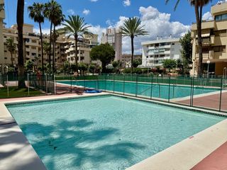 Pis a La Carihuela - Los Nidos. Exclusiva vivienda en venta en primera línea de playa  la carihu