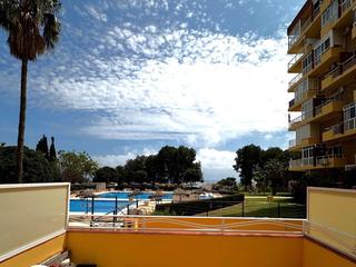Apartament a Parque de la Paloma. Oportunidad! apartamento reformado con terraza privada y acceso