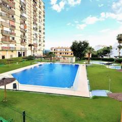 Apartament a Parque de la Paloma. Encantador apartamento reformado en benalmádena, a pocos minutos