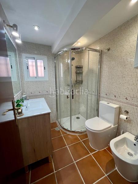 Foto 16dd30a9-2ab8-4f0d-a544-40b7e1c1b389. Erdgeschoss mit pool in El Bajondillo Torremolinos