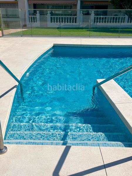 Foto 75f5f7f4-9ae8-4e1d-b056-aef7ec6a09c6. Erdgeschoss mit pool in El Bajondillo Torremolinos