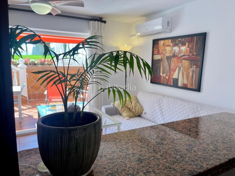 Foto d340258a-048f-43cb-821f-353bace69f74. Erdgeschoss mit pool in El Bajondillo Torremolinos