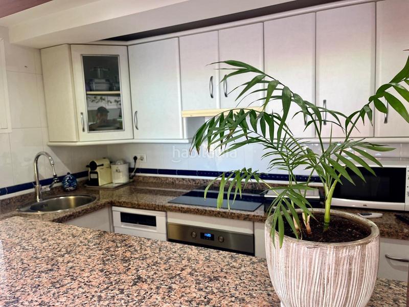 Foto d63cfe7c-acc2-4339-9e49-572ec055575c. Erdgeschoss mit pool in El Bajondillo Torremolinos