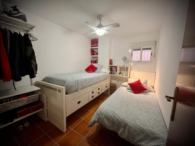 Foto f729de2b-42b4-47ac-a980-aaa37f5c8667. Erdgeschoss mit pool in El Bajondillo Torremolinos