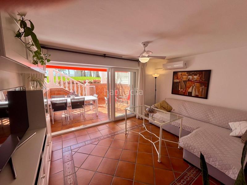 Foto f79e4ef6-93bd-475e-b0e7-c152917eecfc. Erdgeschoss mit pool in El Bajondillo Torremolinos