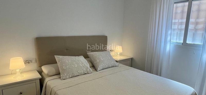 Foto fc836b51-7a3c-422a-a14b-739699641217. Erdgeschoss mit pool in El Bajondillo Torremolinos