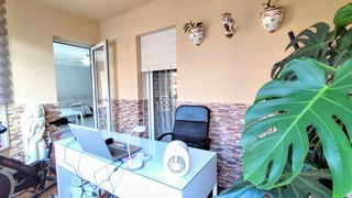 Appartement à Manantiales-Estación de Autobuses. Amplitud y confort en el centro de torremolinos