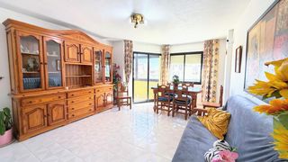 Appartamento in Manantiales-Estación de Autobuses. Amplio apartamento en el corazón de torremolinos con vistas al m