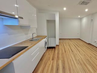 Planta baixa a Manantiales-Estación de Autobuses. Tu nuevo hogar en torremolinos te espera!