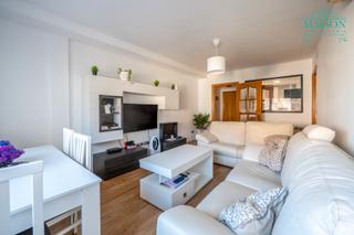 Pis  Calle carrachel. Piso 1º en venta en algete