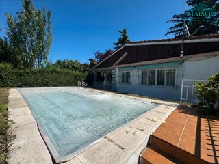 Xalet  Calle castillo montalbn. Chalet independiente en venta en parque de las castillas  torre
