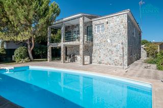 Chalet  Calle castillo simancas. Chalet independiente en venta en parque de las castillas – torre