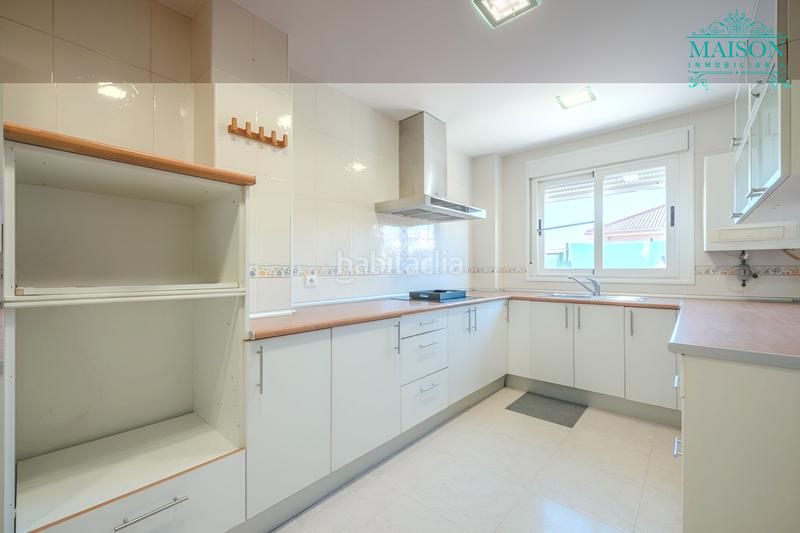 Foto 2033feee-d9d7-4209-a774-22c99037c433. Chalet avec chauffage parking dans Galápagos